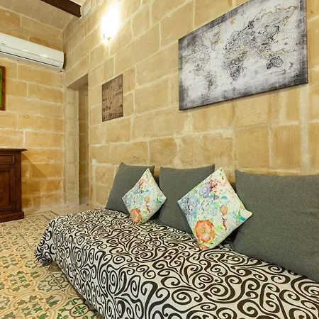 Апартаменты Stjulian's A Few Steps From The Sea - Hosted By Sweetstay