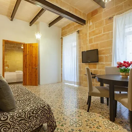 Stjulian's A Few Steps From The Sea - Hosted By Sweetstay *