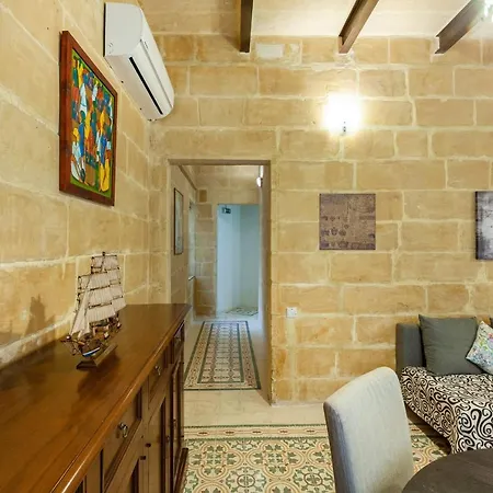Stjulian's A Few Steps From The Sea - Hosted By Sweetstay