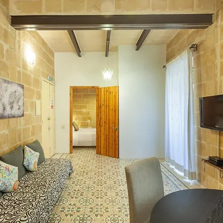 Stjulian's A Few Steps From The Sea - Hosted By Sweetstay Apartment
