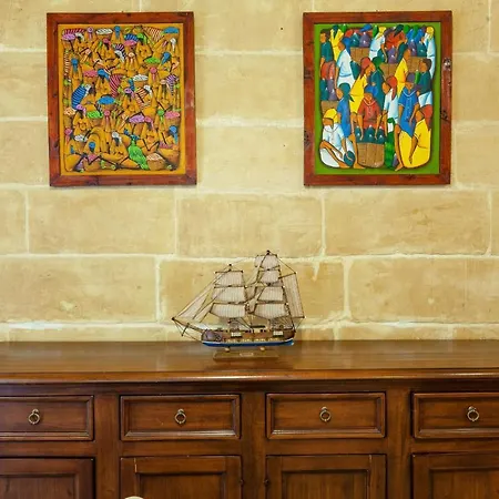 Stjulian's A Few Steps From The Sea - Hosted By Sweetstay Apartment
